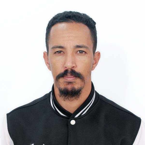 الباحث عبد الجليل ولد حموية يتحدث عن بناء ثقة الطفل عبر الإنجاز الحقيقي وتكرار المحاولة بعيداً عن وهم اللايكات.