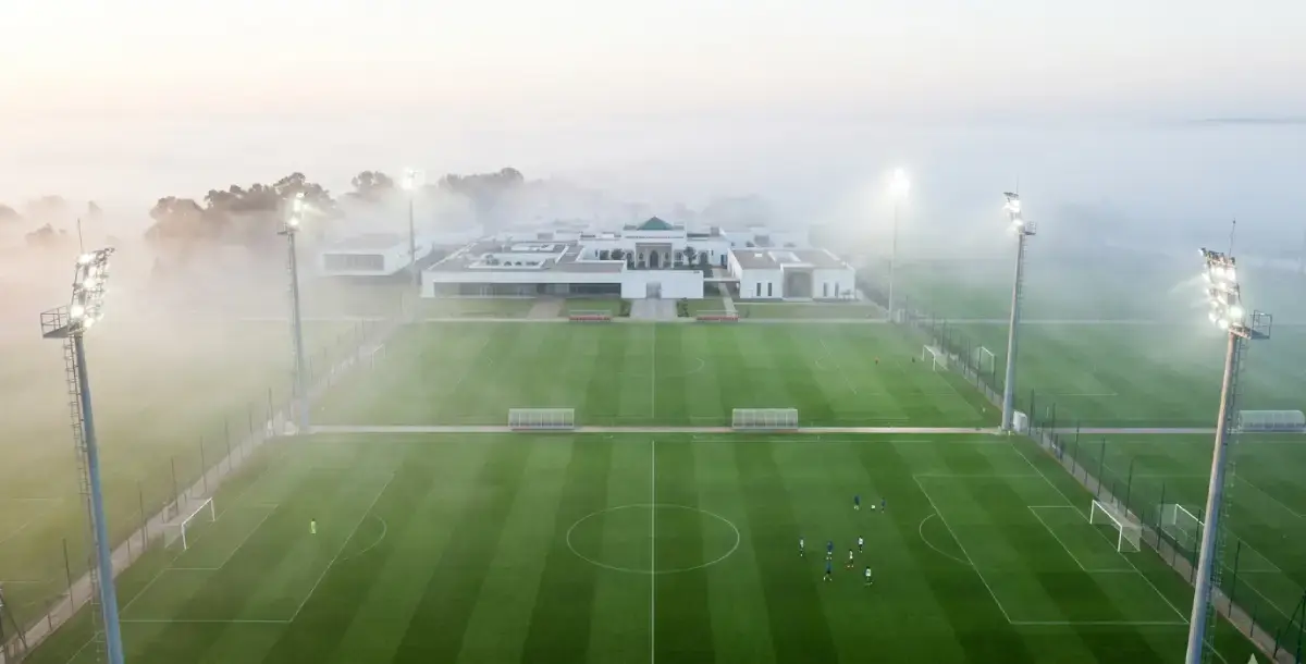 أكاديمية محمد السادس لكرة القدم في سلا الجديدة — المعترف بها من FIFA.
